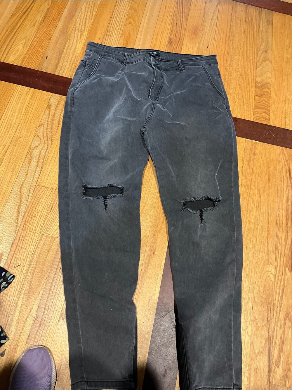 Zanerobe Washed Black Slim Straight Jeans with Knee Rips